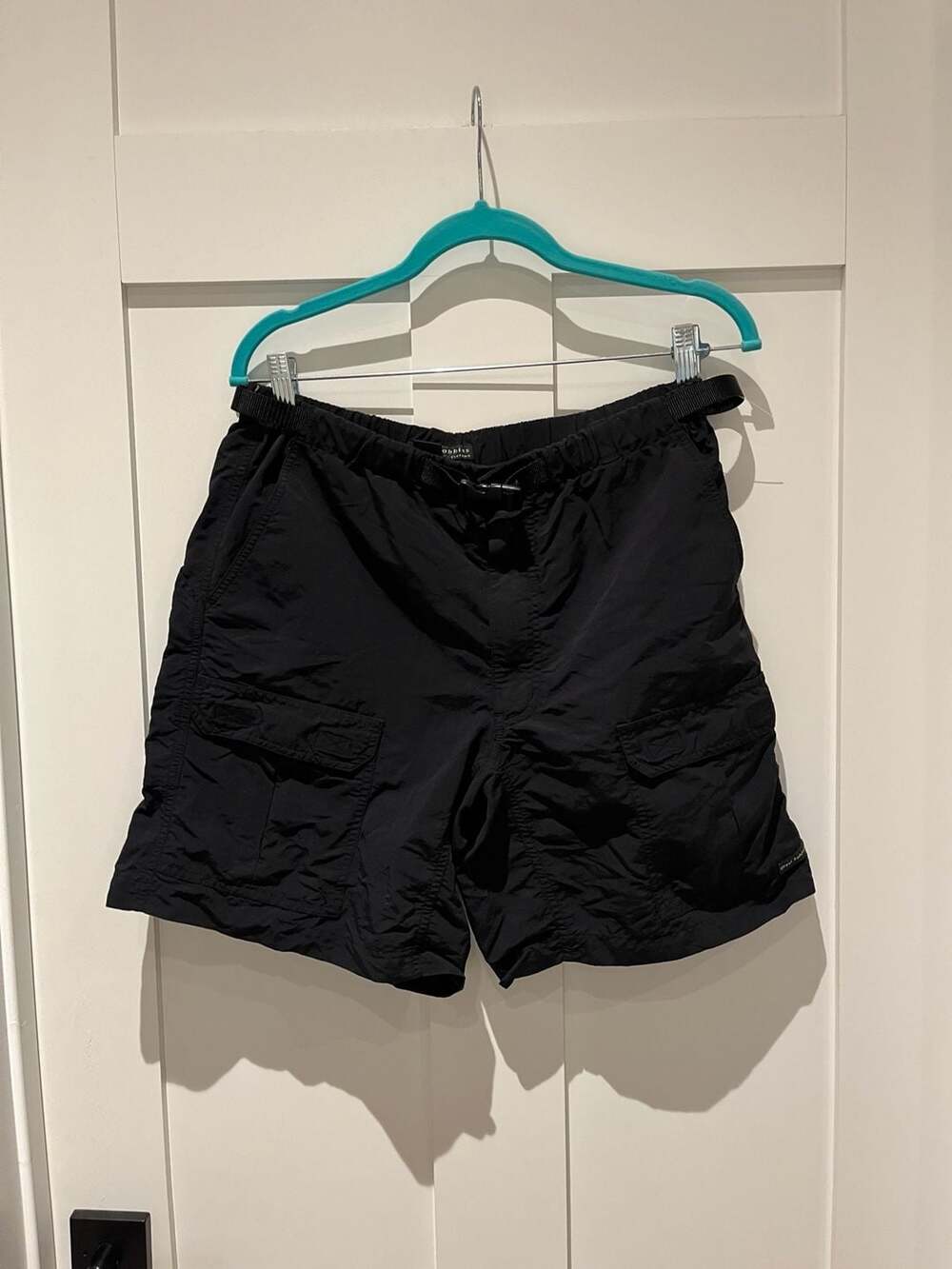 Vintage Royal Robbins Black Nylon Cargo Shorts with Integrated Belt